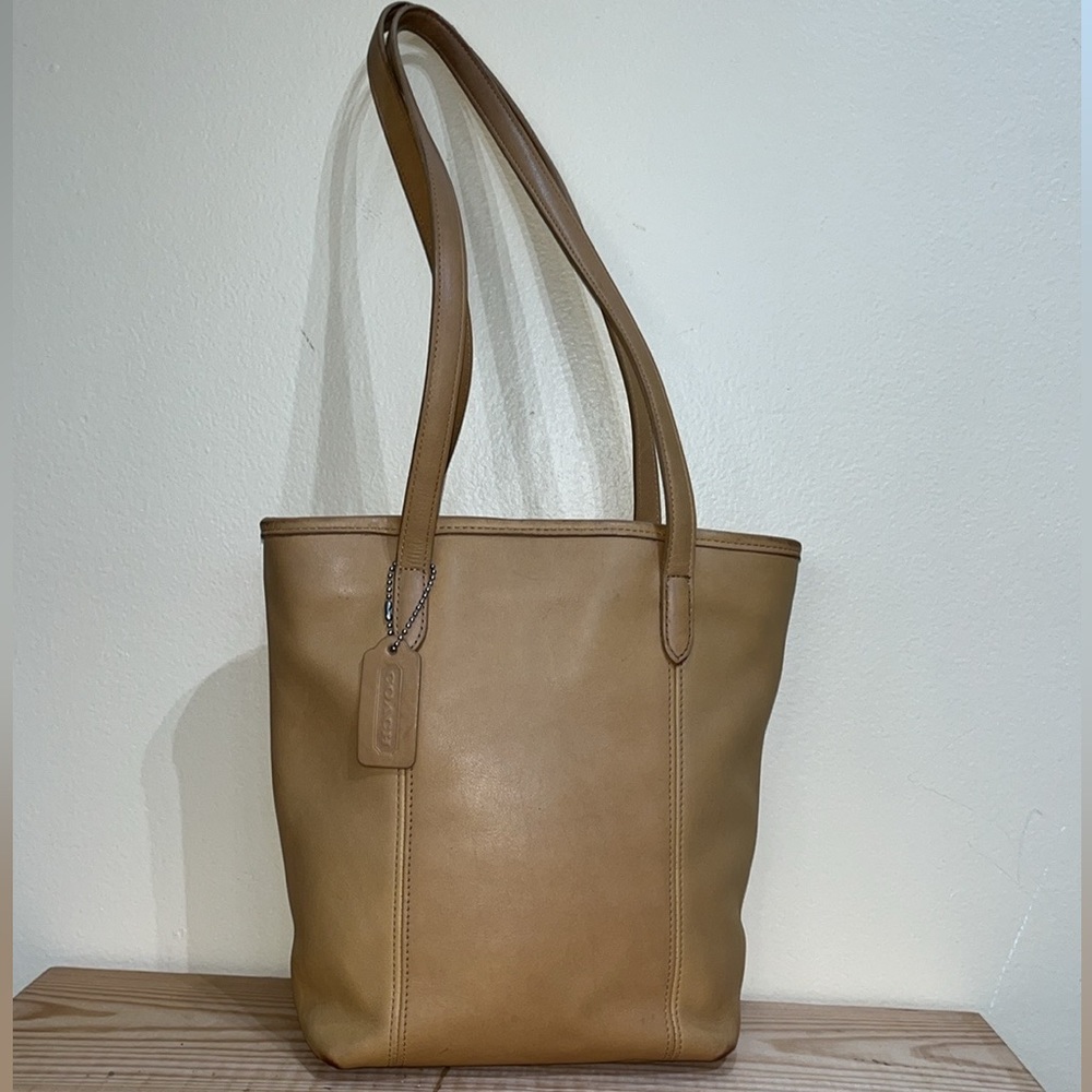 Vintage Coach Camel Tan Leather Medium Tote Shoulder Bag Purse #9077